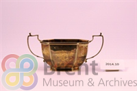 TH\CT\Museum catalogue\3D objects\2014_10_b_th.jpg; 2014.10; Sugar bowl; Sugar bowl